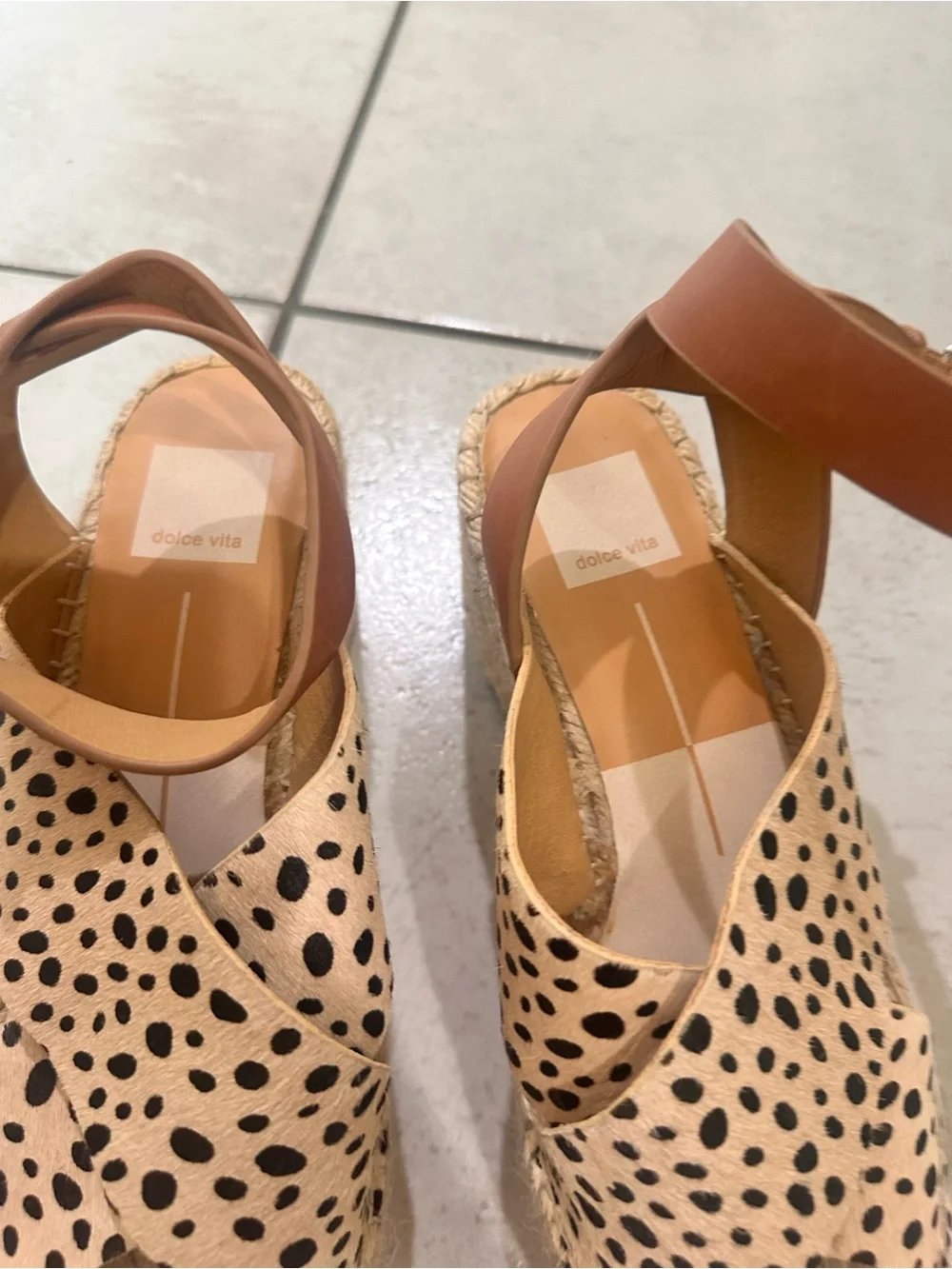 Dolce Vita Carsie platform wedge sandals cheetah print calf hair upper tan 7.5